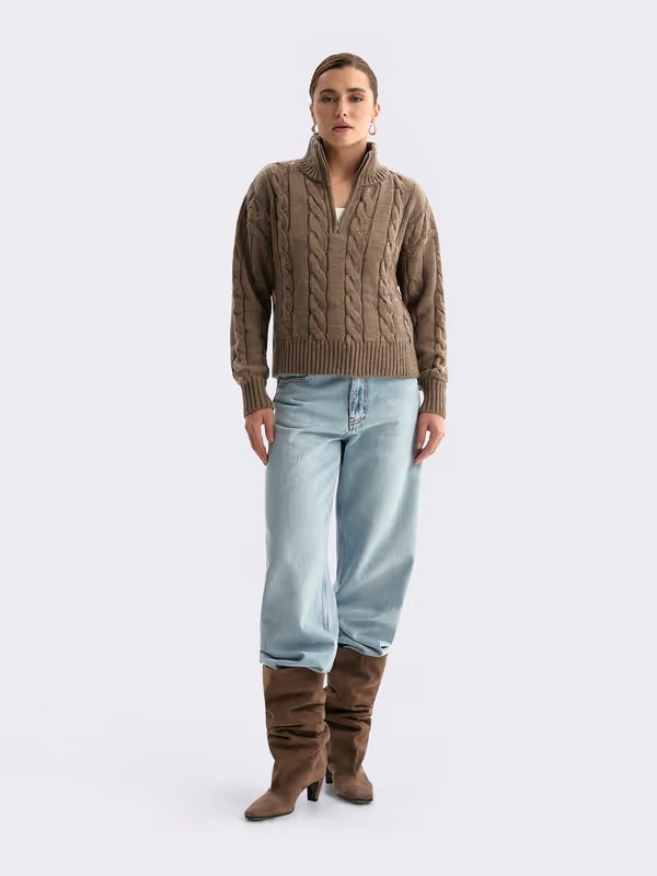 Women's sweaters & turtlenecks