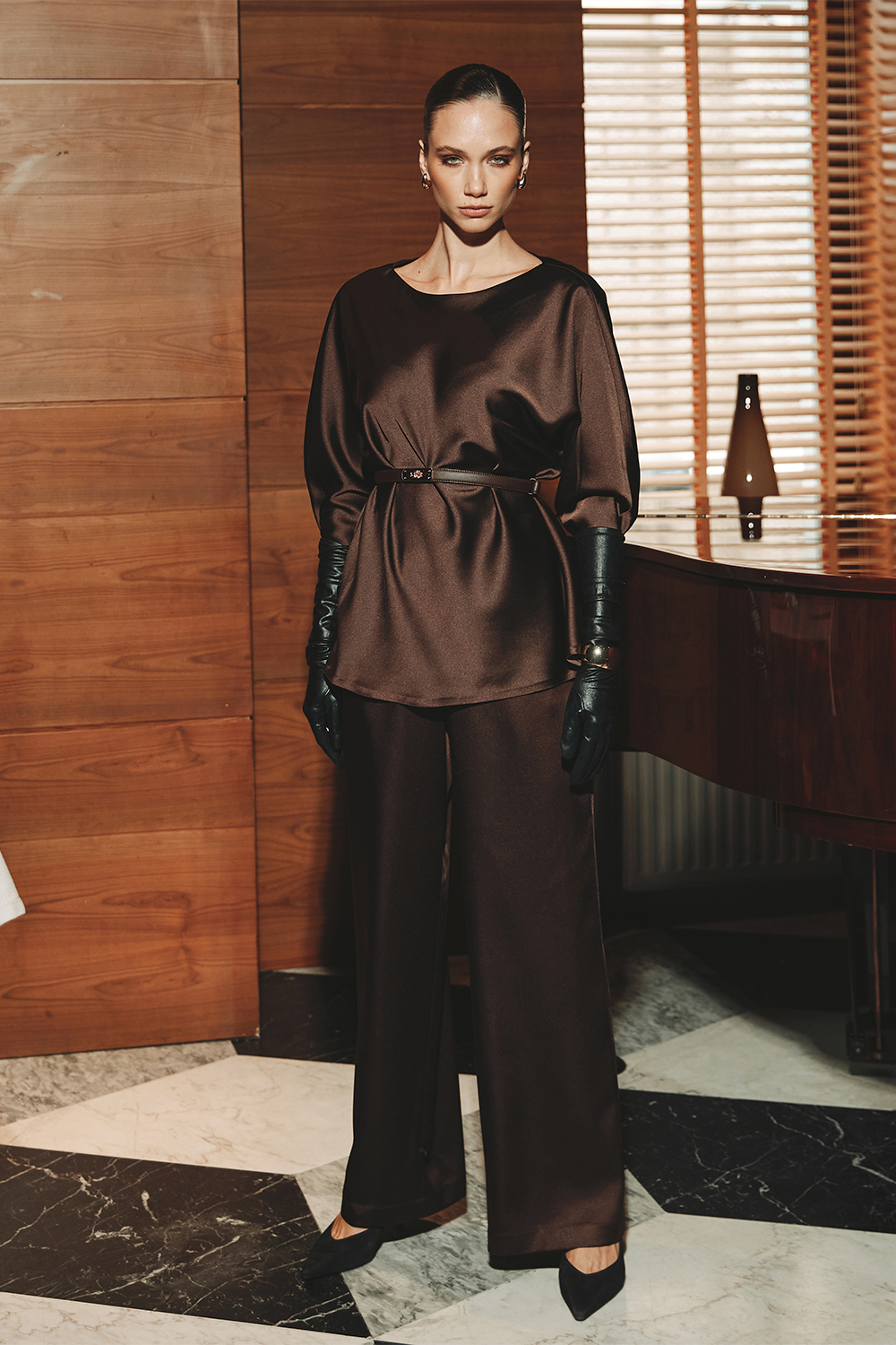 Вечірні штани кольору гіркий шоколад