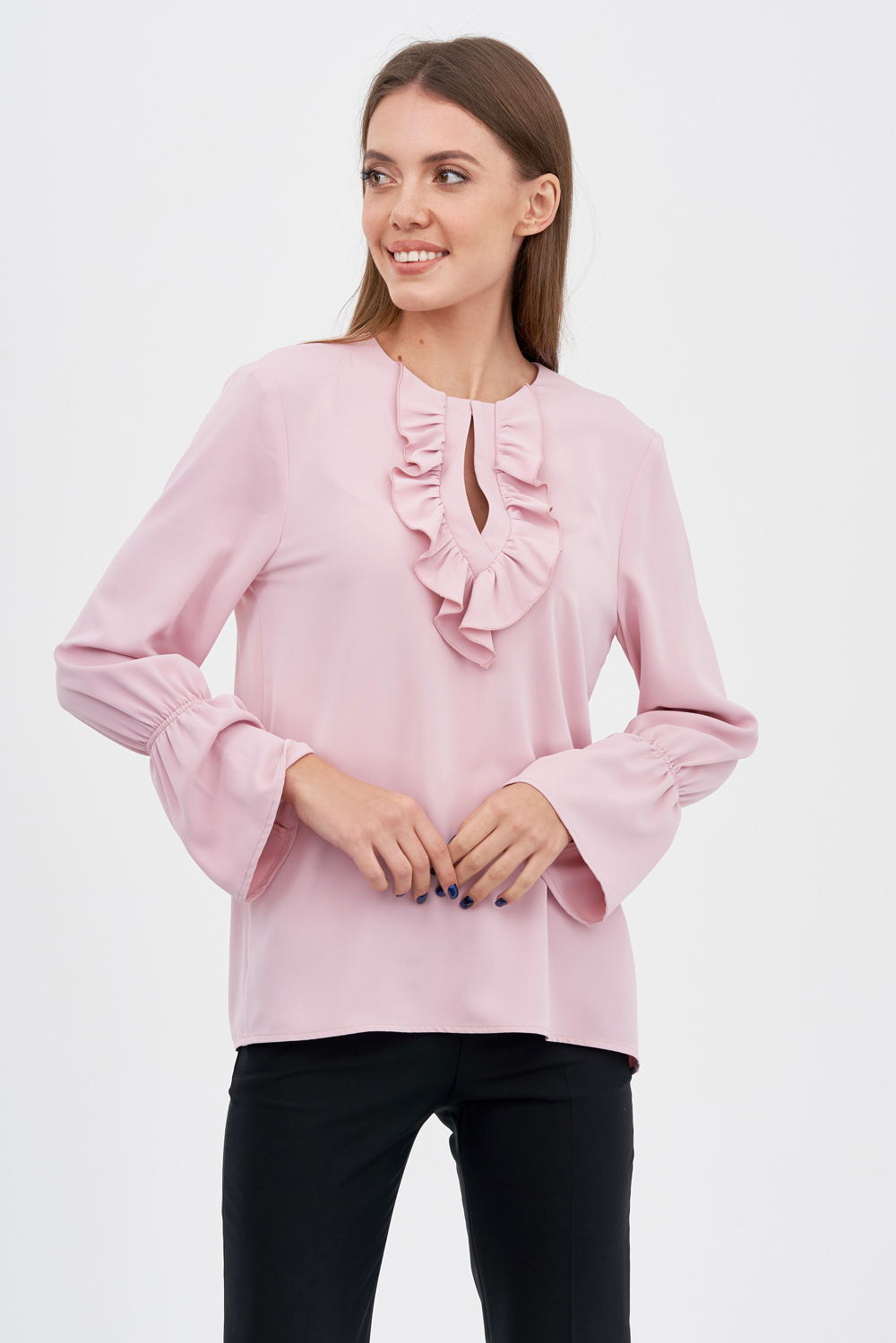Блуза с рюшами пудрового цвета 