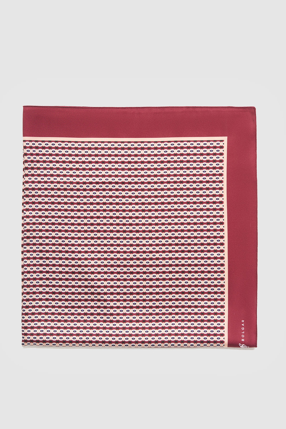 Шелковый платок в геометрическом принте