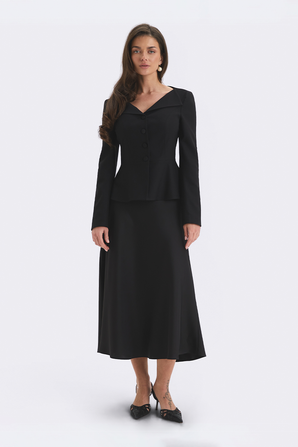 Спідниця у білизняному стилі чорного кольору