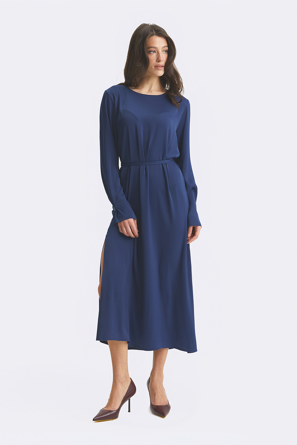 Сукня міді сапфірового кольору