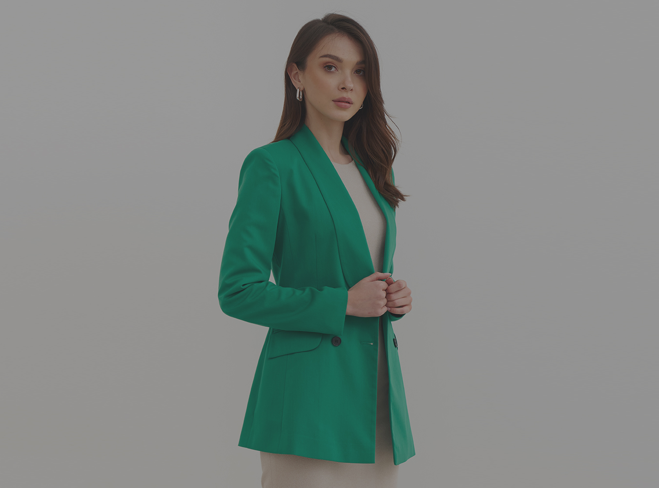 5 вопросов стилисту # Как органично вписать яркие вещи в гардероб? - блог Natali Bolgar - изображение