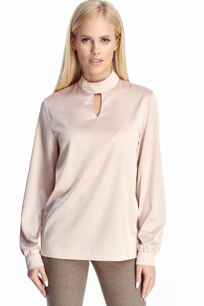 Блуза светло-бежевого оттенка