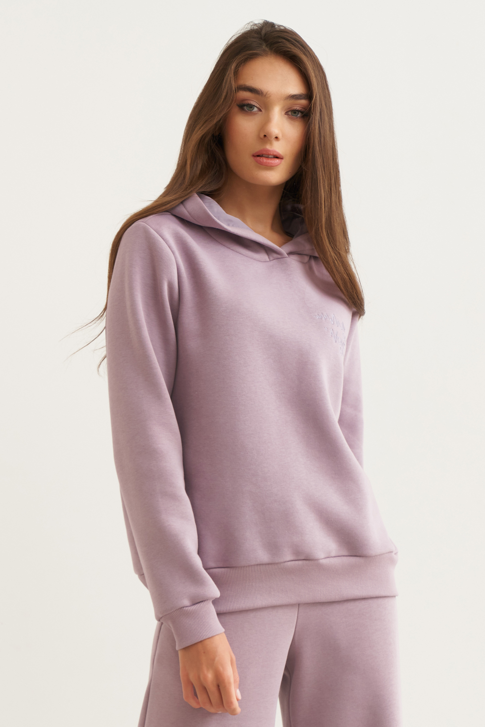 Худі кольори попелястої троянди