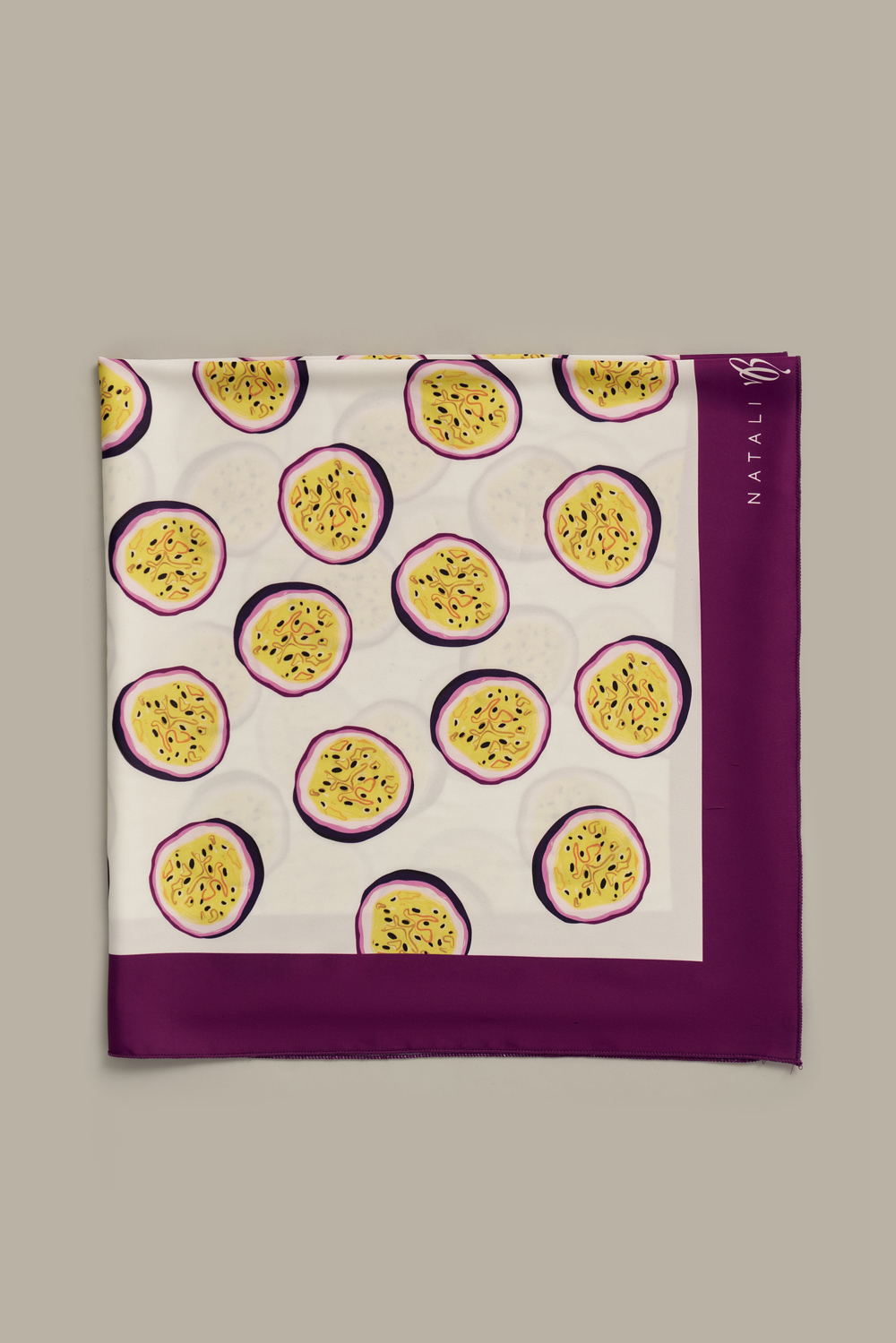 Шелковый платок в принте купить в интернет-магазине женской одежды Natali Bolgar
