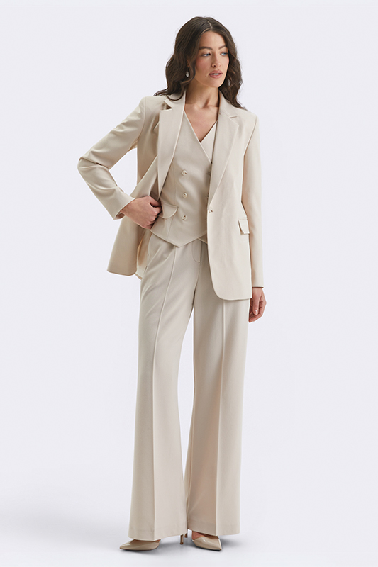 Бежевий трьох-частинний образ від Natali Bolgar