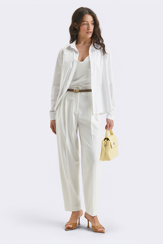 Образ із жакетом, блузою та штанами