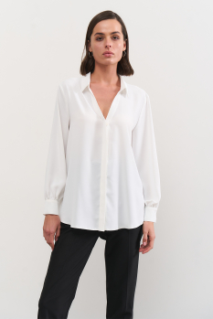 Белая блуза с поясом