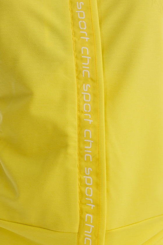 Ярко-желтый костюм с короткими рукавами 3 - интернет-магазин Natali Bolgar