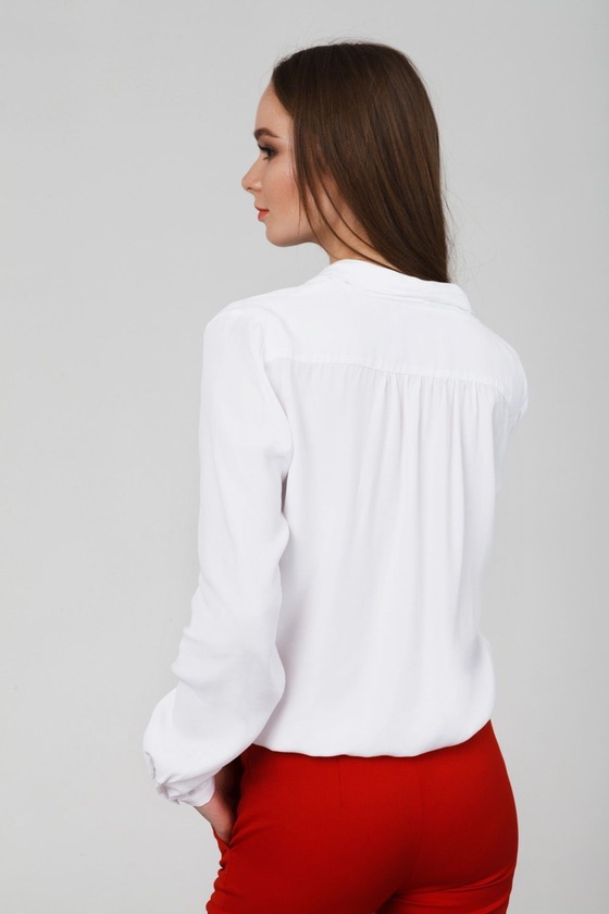 Элегантная блузка с глубоким запахом 1 - интернет-магазин Natali Bolgar