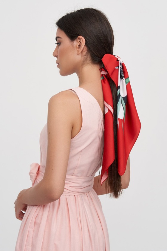 Шелковый платок в цветочном принте - интернет-магазин Natali Bolgar