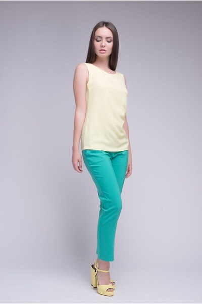 Зауженные брюки зеленого цвета  – Natali Bolgar