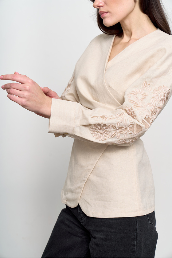 Льняна сорочка з етнічною вишивкою 4 - интернет-магазин Natali Bolgar