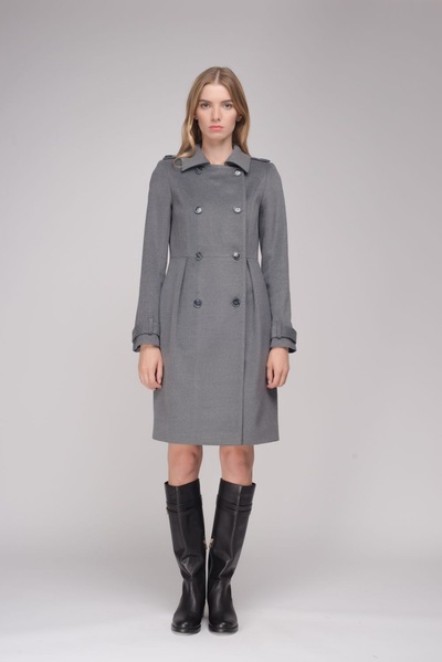 Двубортное пальто серого цвета  – Natali Bolgar