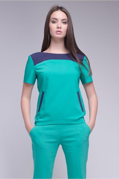 Блуза м'ятного кольору з контрастною вставкою  – Natali Bolgar