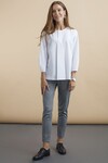 Блуза белого цвета с декоративной складкой - интернет-магазин Natali Bolgar