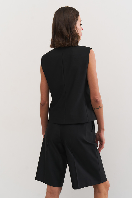 Базовий жилет чорного кольору 4 - интернет-магазин Natali Bolgar