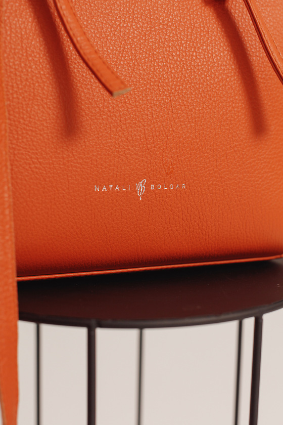 Вместительная сумка оранжевого цвета 2 - интернет-магазин Natali Bolgar