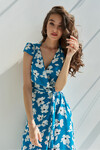 Синее платье на запах с цветочным принтом  1 - интернет-магазин Natali Bolgar