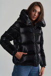 Куртка черного цвета с капюшоном  - интернет-магазин Natali Bolgar