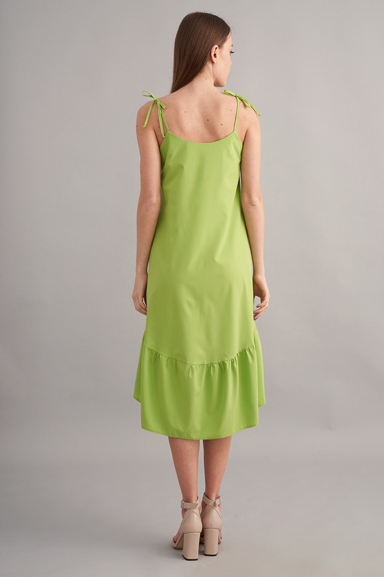 Однотонное прилегающее платье в рубчик салатового цвета
