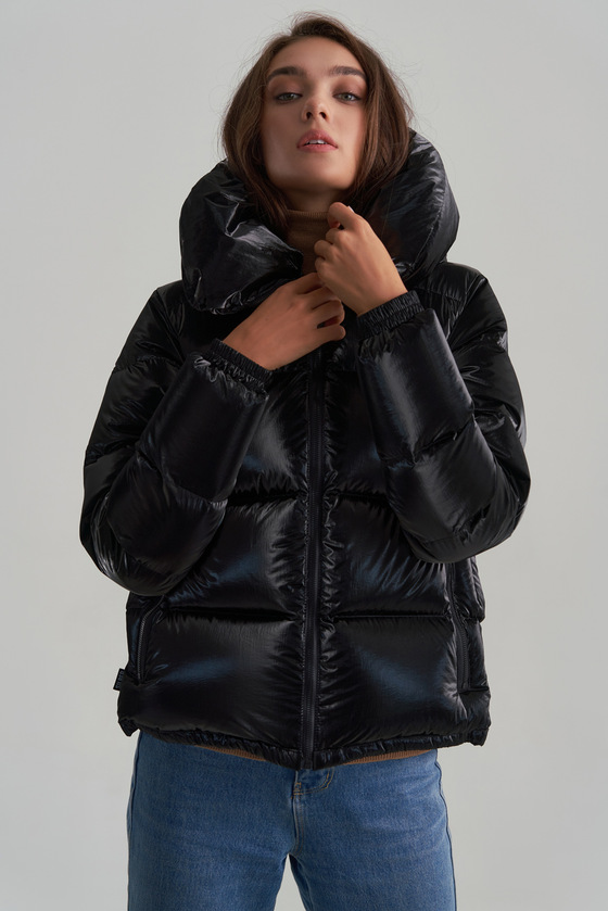 Куртка черного цвета с капюшоном  3 - интернет-магазин Natali Bolgar