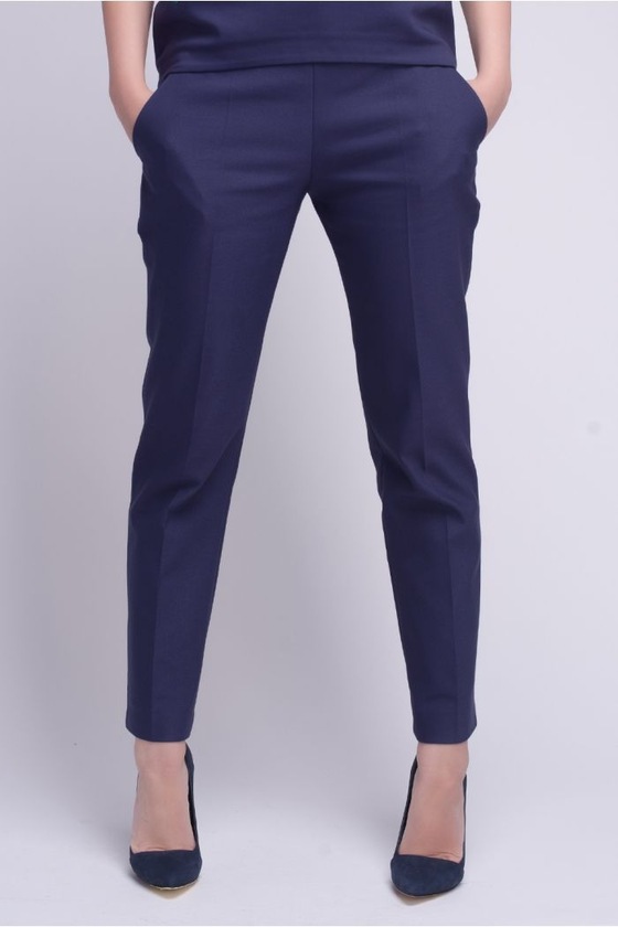 Зауженные брюки со стрелками чернильного цвета 1 - интернет-магазин Natali Bolgar